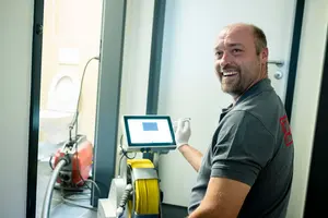 Schnelle Reaktion und fachkundiger Service Schnelle Reaktion und fachkundiger Service